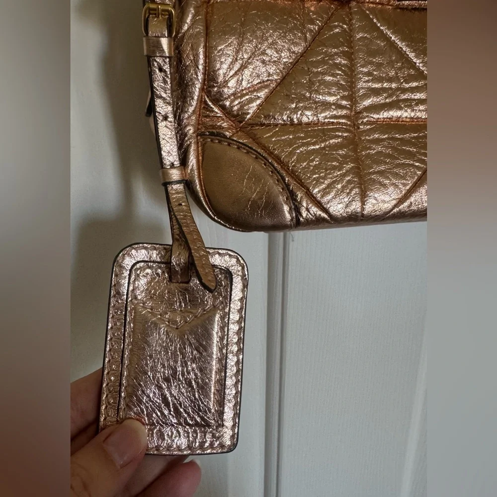 Marc Jacobs rose gold metallic quilted handbag - Picture 12 of 14